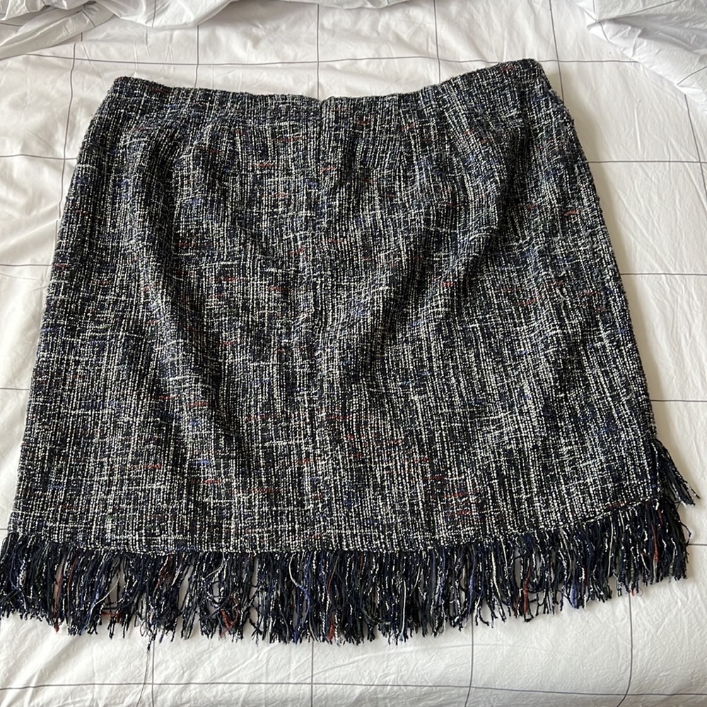 🎉HP🎉 Blue Tweed Pencil Skirt with Fringe Hem - Picture 5 of 6